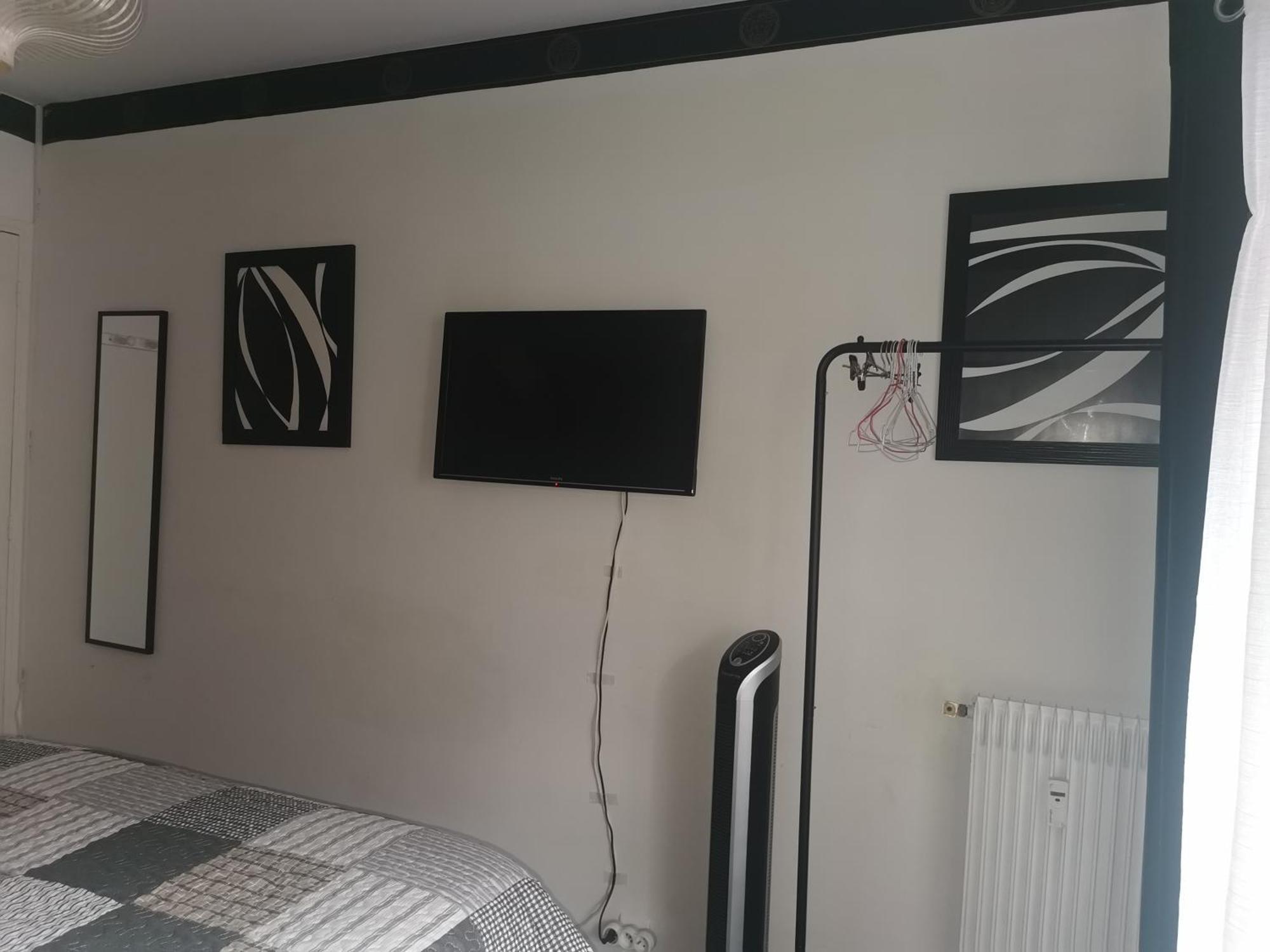 Chambre Chez L'Habitant - Room In The Owner'S Apartment Nisa Exterior foto